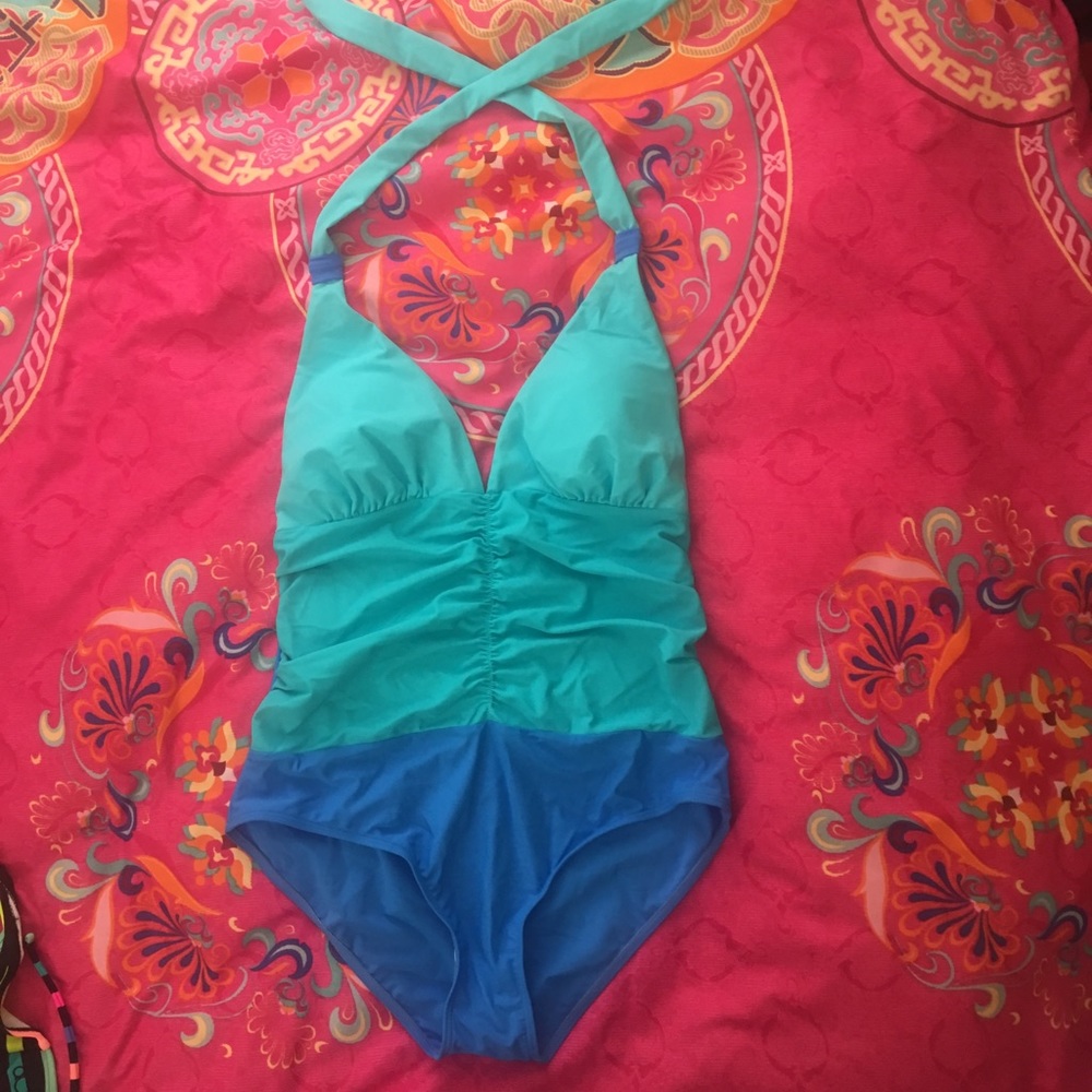 New! Swim suit size L. High quality!!